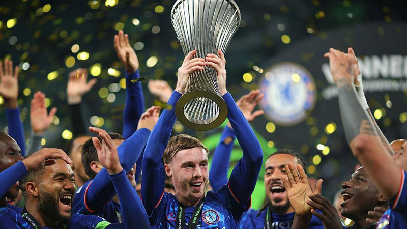 Cole Palmer xứng danh người hùng, đưa Chelsea chạm tay vào danh hiệu châu lục